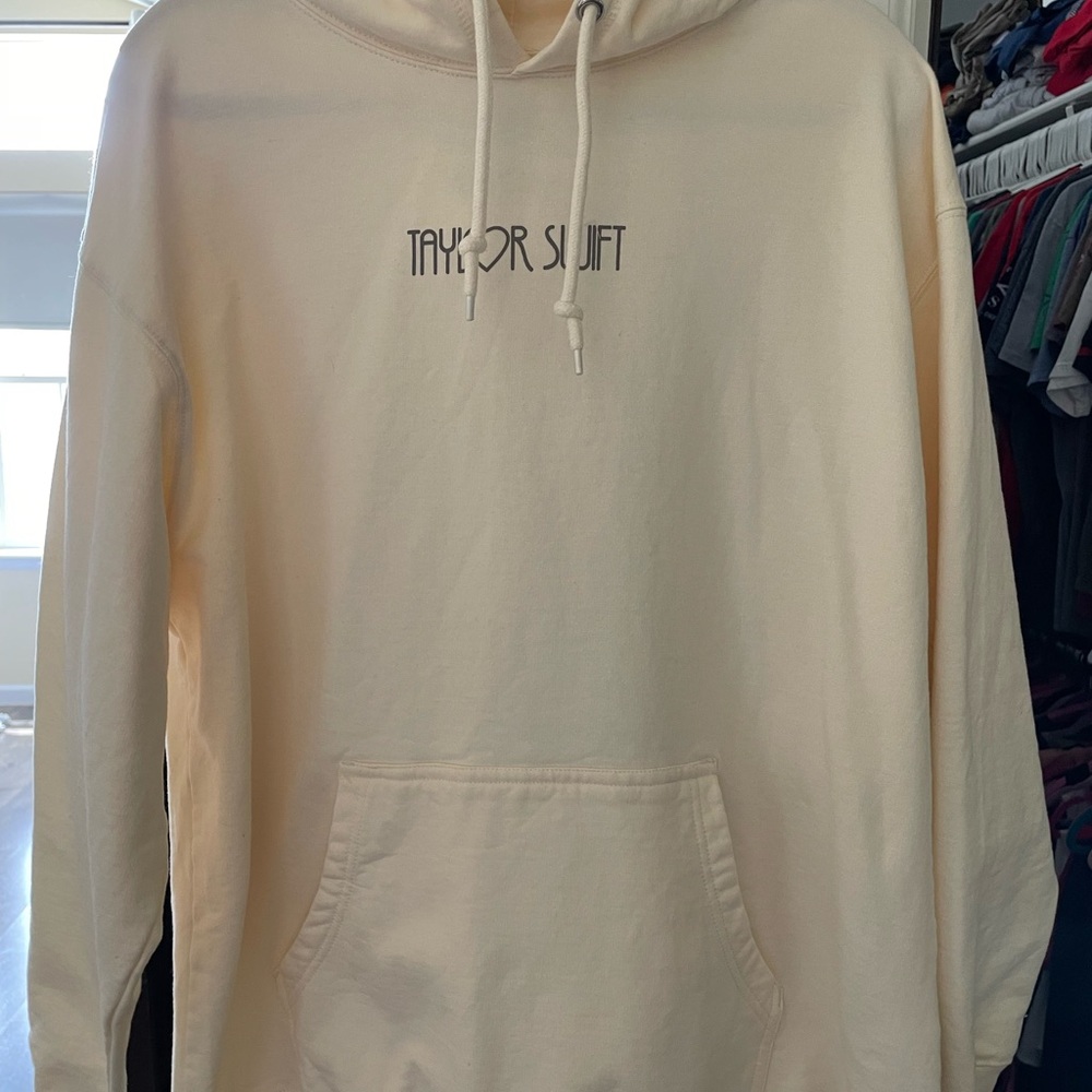 Taylor Swift- Eras Tour NEW Hoodie! Women’s size XL - Picture 2 of 6